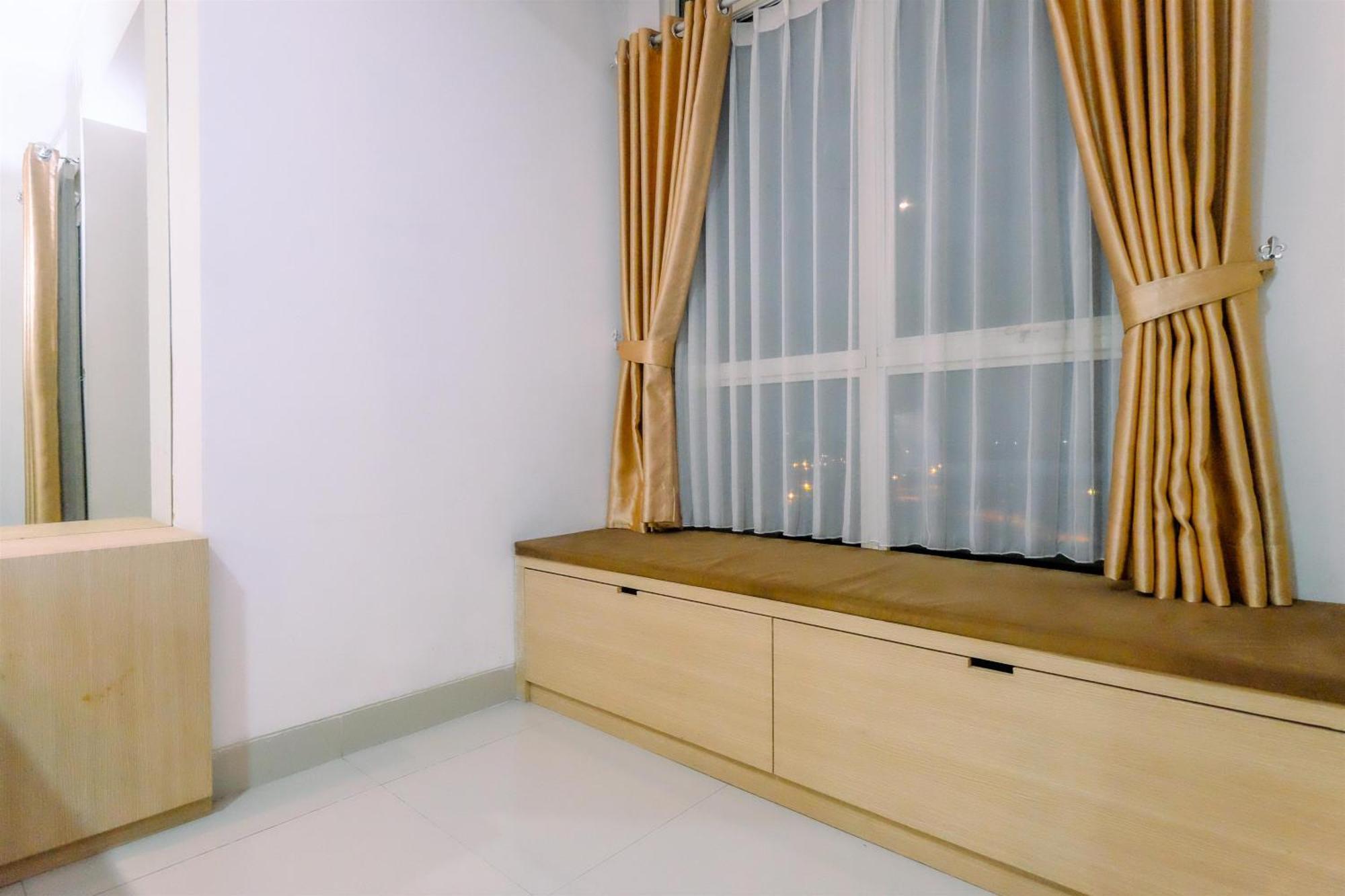 Best Deal And Cozy Studio Oasis Cikarang Apartment By Travelio Luaran gambar